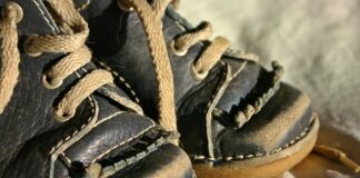 Jak nauczyć się okazywać emocje?