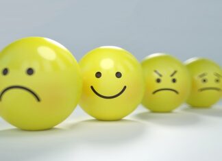 Co to znaczy że ktoś jest emocjonalny? Co to znaczy że ktoś jest emocjonalny?