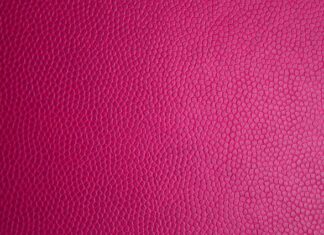 Czym najlepiej skleić skórę?