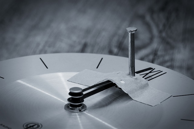 Jak przykleić naszywkę żelazkiem? Jak przykleić naszywkę żelazkiem?